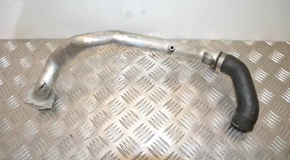 BMW 5 GT F07 Engine coolant pipe/hose 7607840010 1272476078