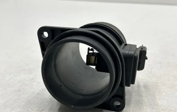 Opel Vivaro Mass air flow meter 5WK97008 8200280060 8200300002