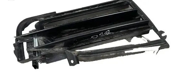 Tesla Model S Front bumper lower grill 100726900F