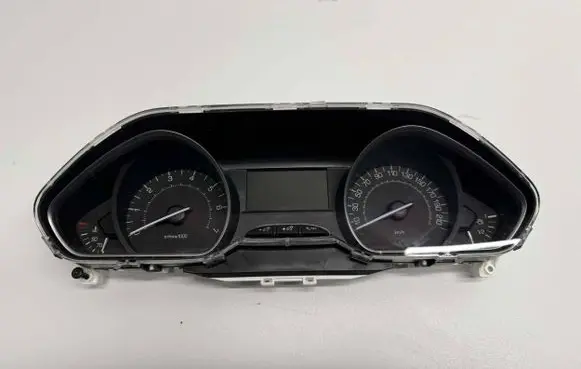 Peugeot 208 Speedometer (instrument cluster) 9825986180 982598618000 E137SWL1410