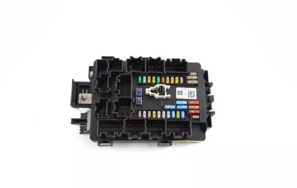 Tesla Model S Fuse module 109440900E 1094409-00-E