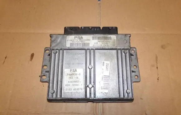 Peugeot 206 Engine control unit/module 9643134680