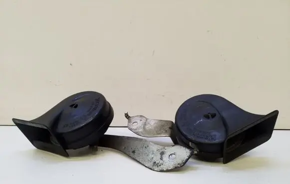 Volkswagen PASSAT B5.5 Horn signal 0092018