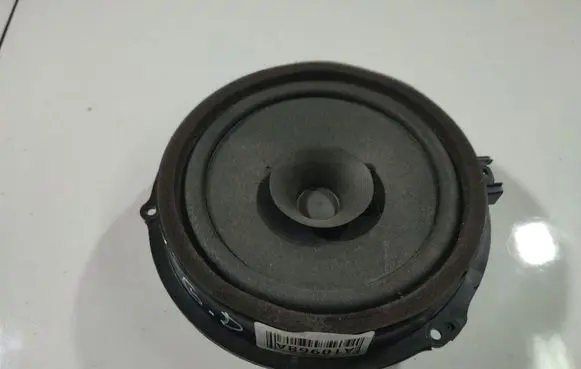 Ford Fiesta Front door speaker 8A6T18808CC