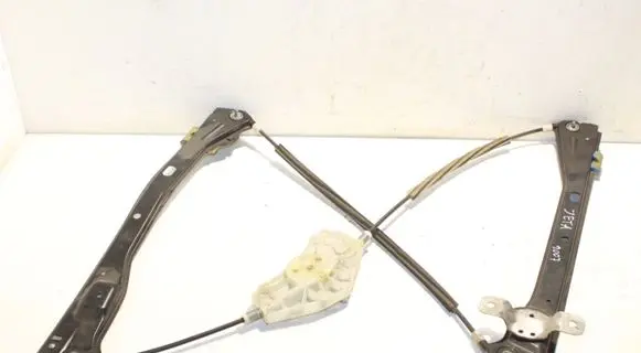 Volkswagen Jetta V Front window lifting mechanism without motor 994856