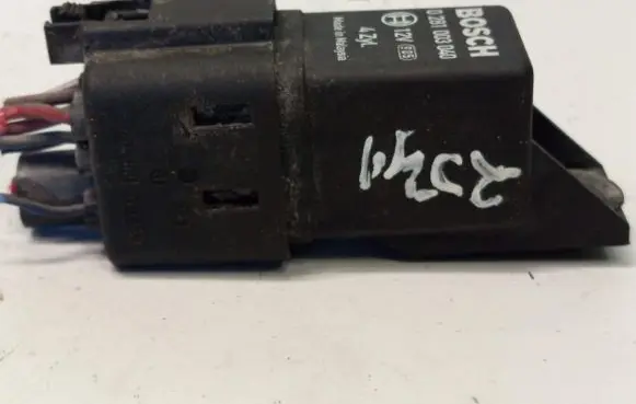 Dodge Caliber Glow plug pre-heat relay 05033351AA