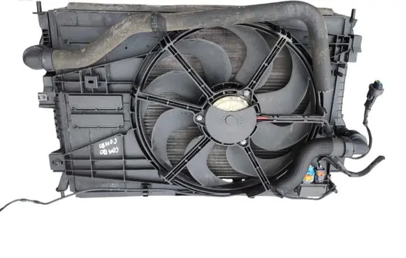 Opel Combo E Radiator set 9816746580 9806313580