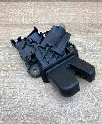 Audi A6 S6 C6 4F Tailgate/trunk/boot lock/catch/latch 4F5827505C