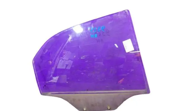 Chevrolet Aveo Front door window glass four-door