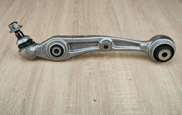 BMW X5 G05 Front lower control arm/wishbone 6878082