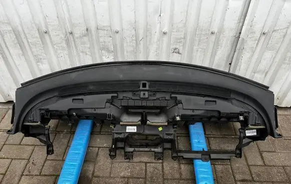 Volvo V50 Dashboard 386533066M 8635155OP 0860290289