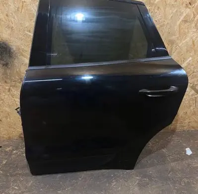 Porsche Macan (95B) Rear door 