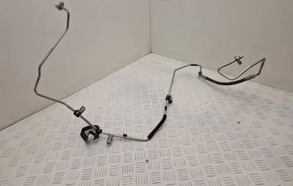 Renault Captur Air conditioning (A/C) pipe/hose 924405098R 921366801R 82CP5001