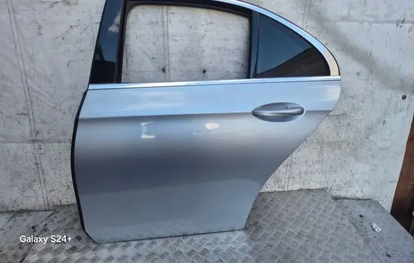 Rear door