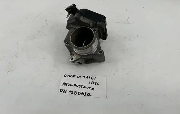 Volkswagen Golf VI Throttle valve 03L128063Q