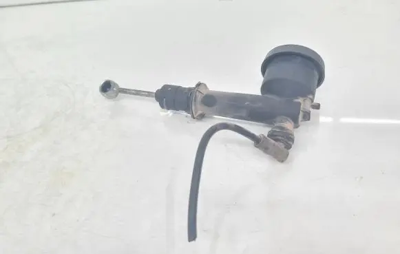 Iveco Daily 4th gen Clutch master cylinder FT39Z9607A