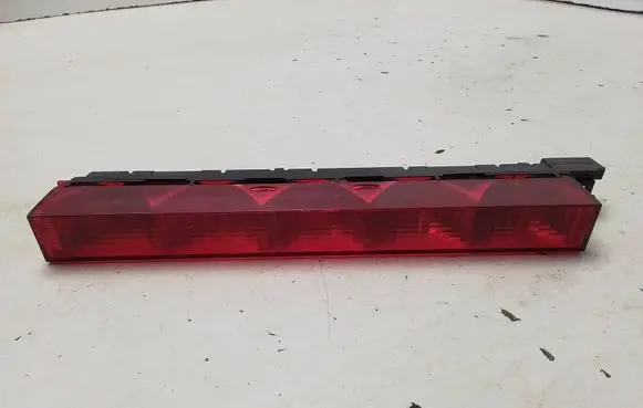 Ford Focus Third/center stoplight 1S7113A613AE