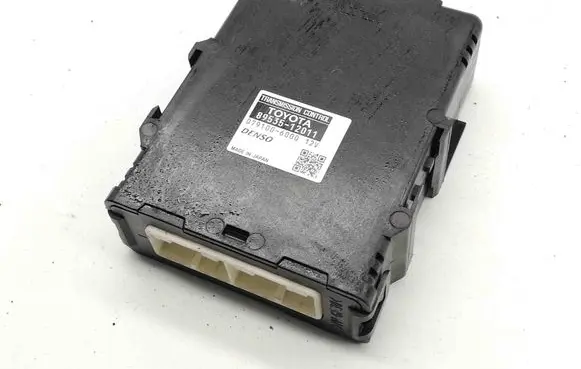 Toyota Auris E180 Gearbox control unit/module 8953512011