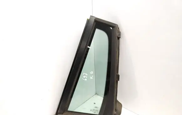 Rear vent window glass