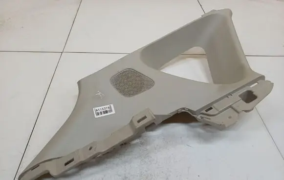 Mazda 3 II (D) pillar trim (bottom) BBN968260
