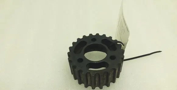 Volkswagen PASSAT B7 Fuel pump gear (pulley) 03L130111E