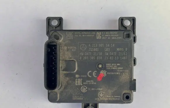 Mercedes-Benz E W213 Distronic sensor radar A2139053414 0203305038