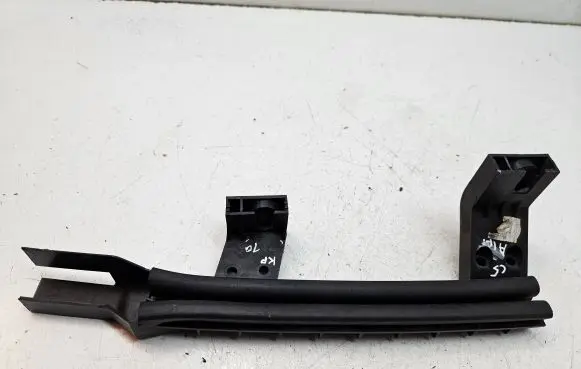 Citroen C5 Aircross Front door windshield rail 9811896880