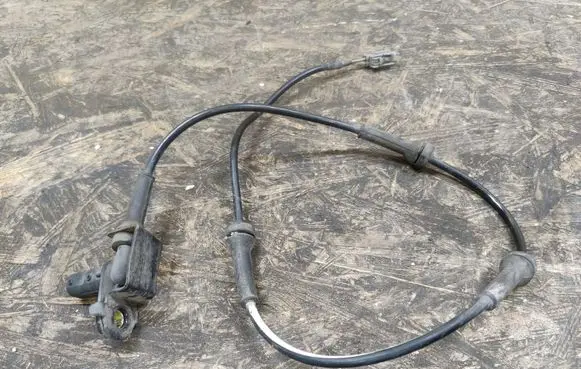 Infiniti G35 ABS brake wheel speed sensor 49395630