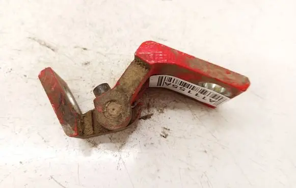 Volkswagen Golf III Rear door lower hinge