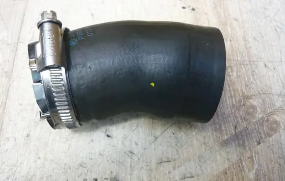 Volkswagen Golf VI Intercooler hose/pipe 5N0145828E