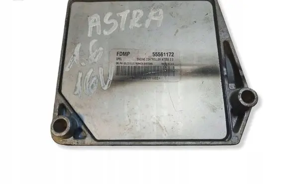 Opel Astra H Engine control unit/module ECU 55561172 MT35E23