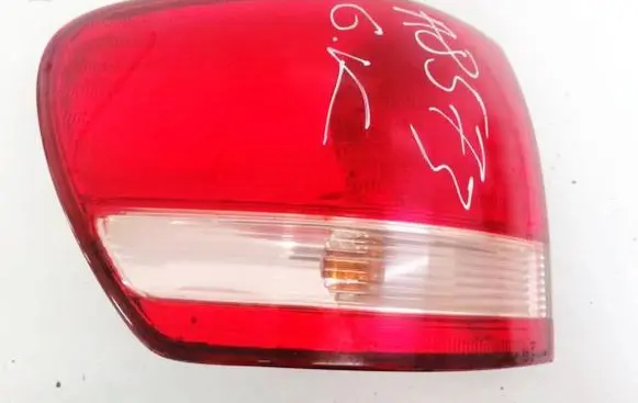 Toyota Avensis Verso Rear/tail lights