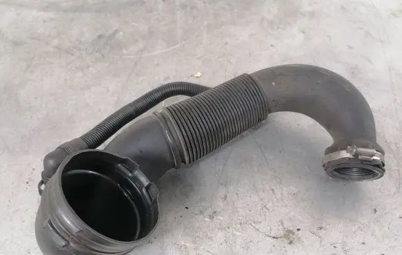 Audi A6 S6 C7 4G Air intake hose/pipe 4G0129615P