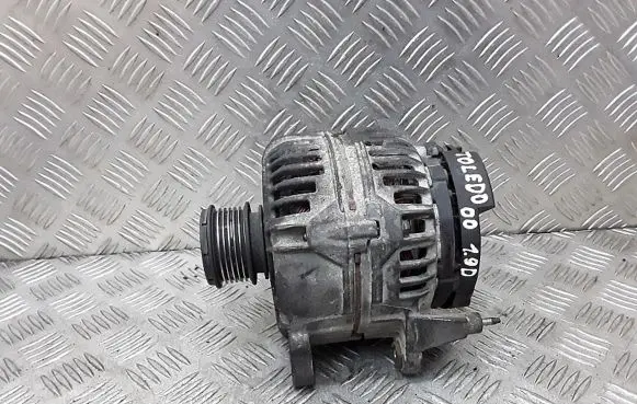 Seat Toledo II (1M) Generator/alternator 028903028e