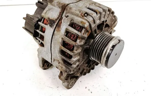 Volkswagen Touareg II Generator/alternator FGN23S080 A715552A