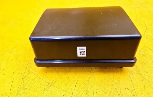 Mercedes-Benz E W212 Distronic sensor radar A2129004603 A2129011504 A2129021602