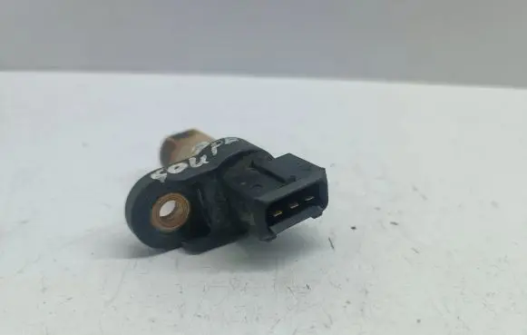 Hyundai Coupe Camshaft position sensor 3935022600