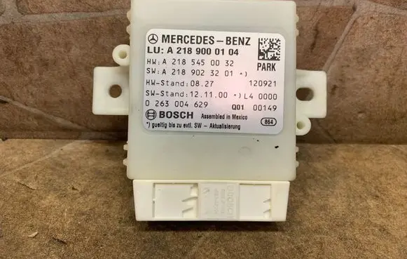 Mercedes-Benz CLS C218 X218 Parking PDC control unit/module A2189000104