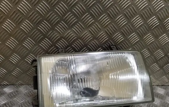 Volkswagen Transporter - Caravelle T4 Headlight/headlamp 0244438