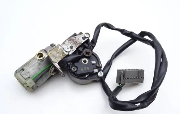 Volvo V70 Seat adjustment motor 9160169 570268200