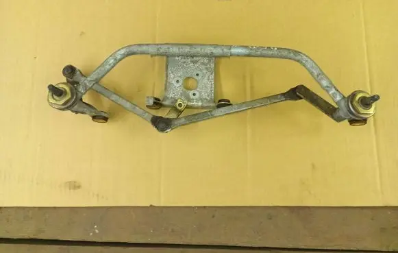 Peugeot Expert Front wiper linkage 