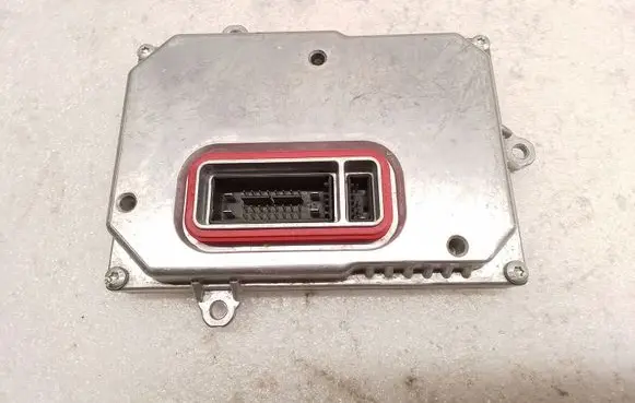Audi TT TTS Mk2 Headlight ballast module Xenon 8E0941329A B316000169