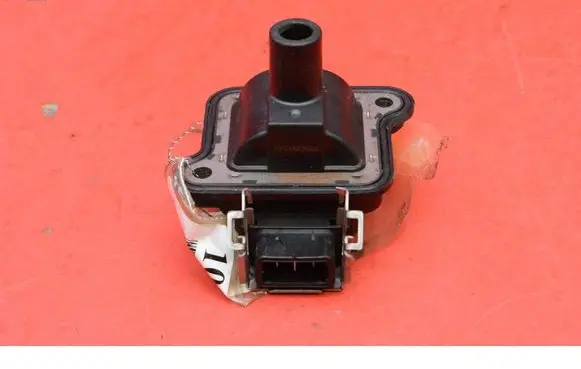 Audi A8 S8 D2 4D High voltage ignition coil U5004