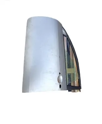 Nissan Primera Front door