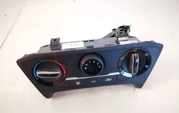Hyundai i20 (GB IB) Climate control unit 97250c8110 97250-c8110