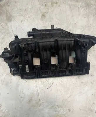 Audi A4 S4 B8 8K Intake manifold 06H133201E