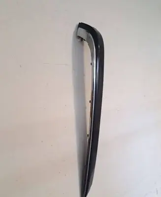 BMW 7 E38 Rear bumper trim bar molding 51128125411