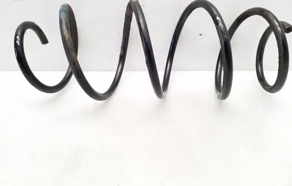 Mercedes-Benz E W212 Front coil spring