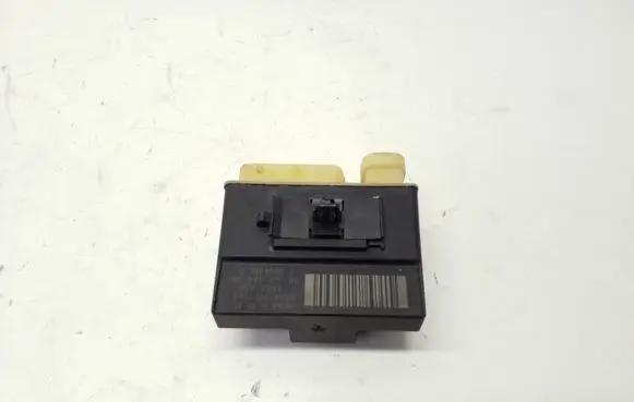 Coolant fan relay