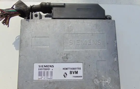 Renault 19 Engine control unit/module 7700851755
